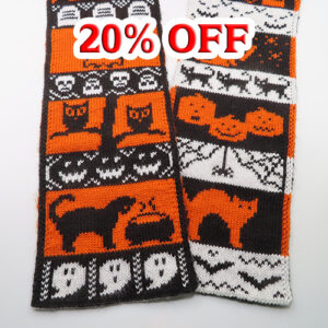 20% off Purrfect Scare Halloween Scarf